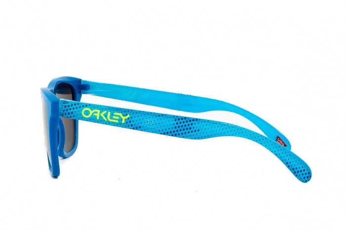 Temporizador Salvaje Adoración Gafas de sol OAKLEY Frogskins OO9013-K355 Prizm Azul